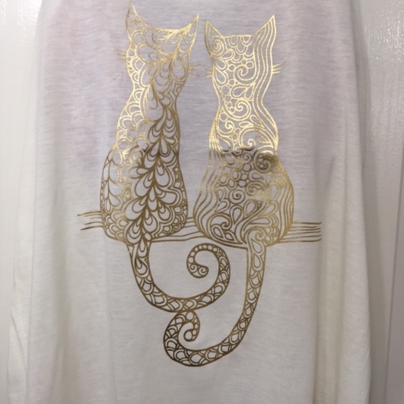 NWOT, Women Sleeveless Tank Top,100% Polyester, Ivory "2 kitties" silkscreen - Picture 4 of 6